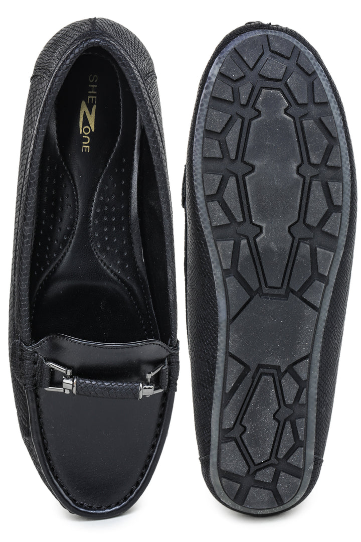 Shezone Women Black Loafers