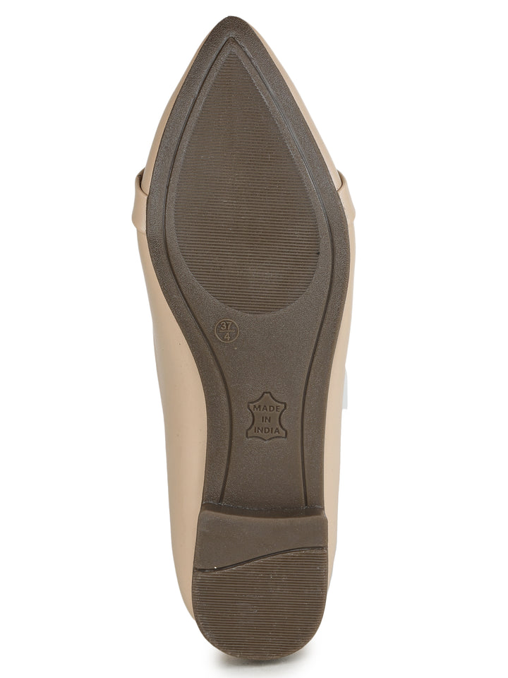 Shezone Cream Women Flats