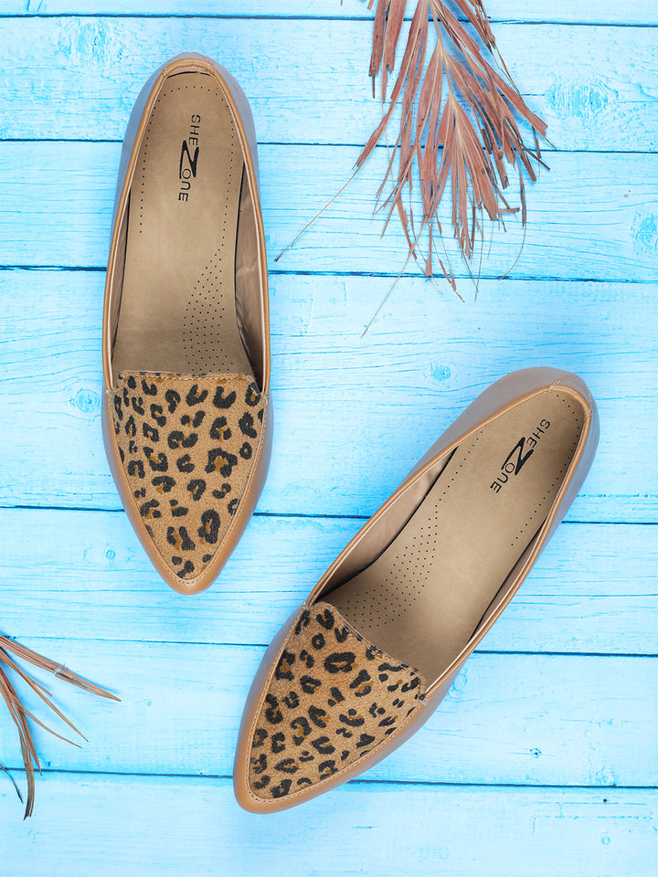 Shezone Women Beige Flats
