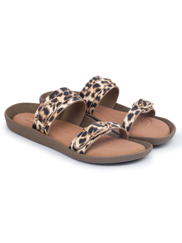 Shezone Cream Women Flats