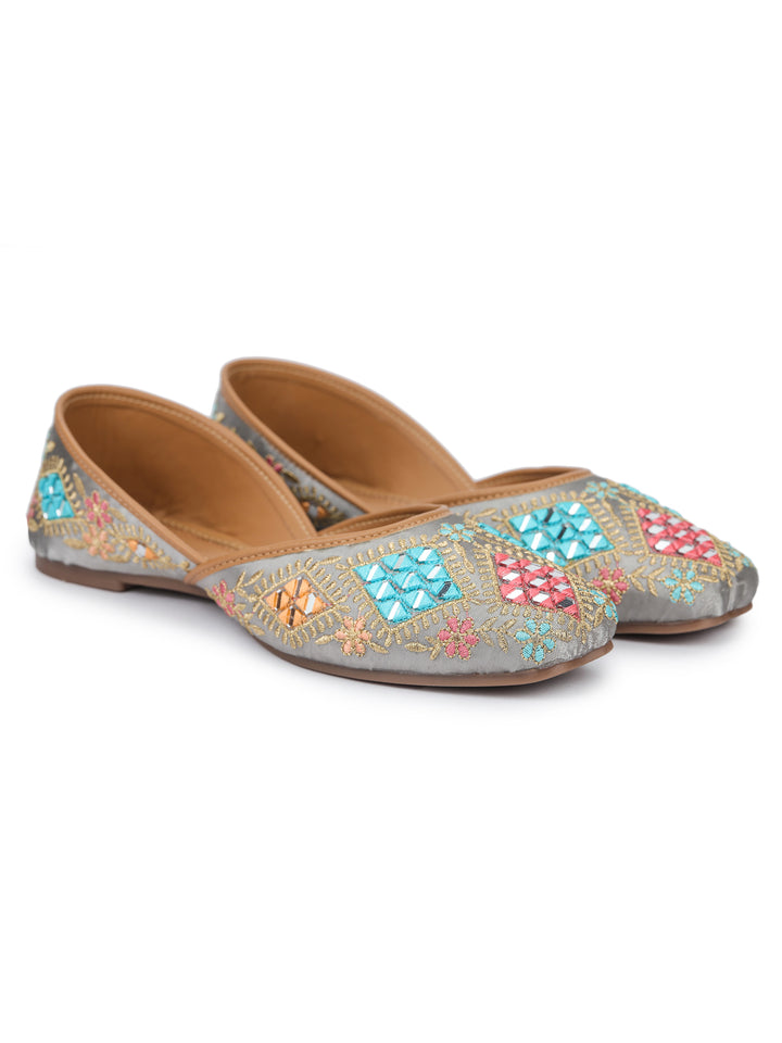 Shezone Grey Women Flats