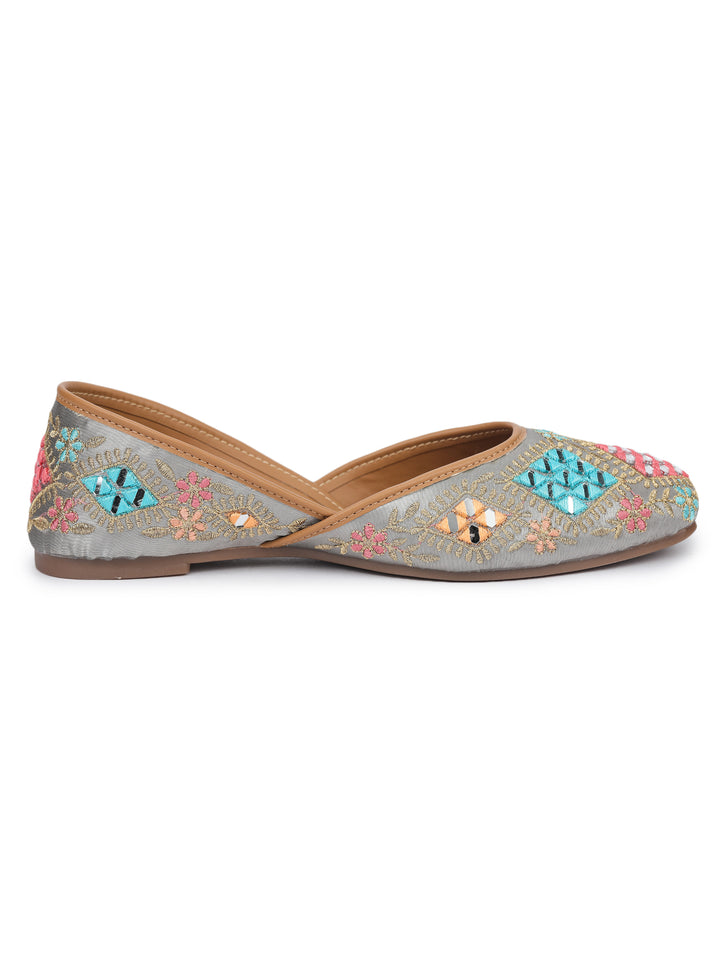 Shezone Grey Women Flats