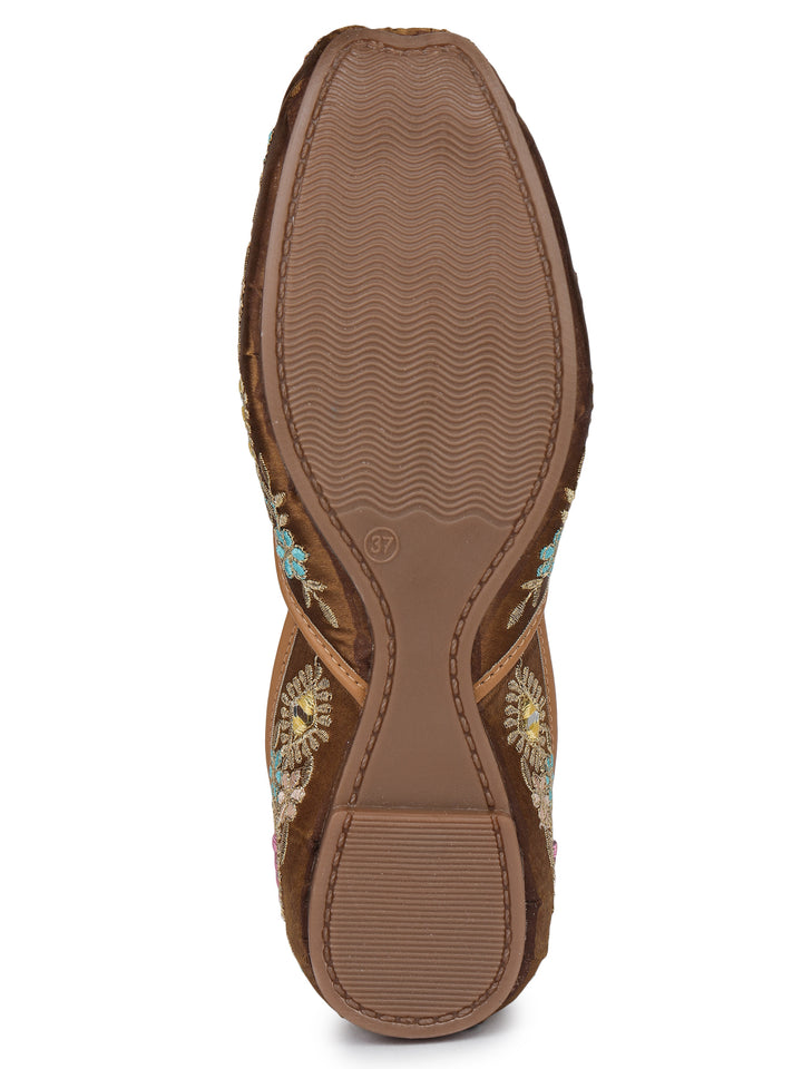Shezone Tan Women Flats