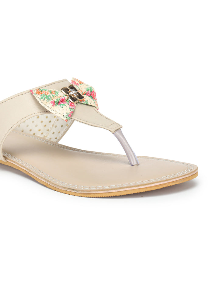 Shezone Women Cream Flats