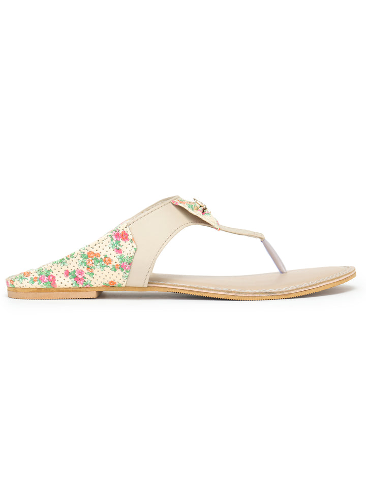 Shezone Women Cream Flats