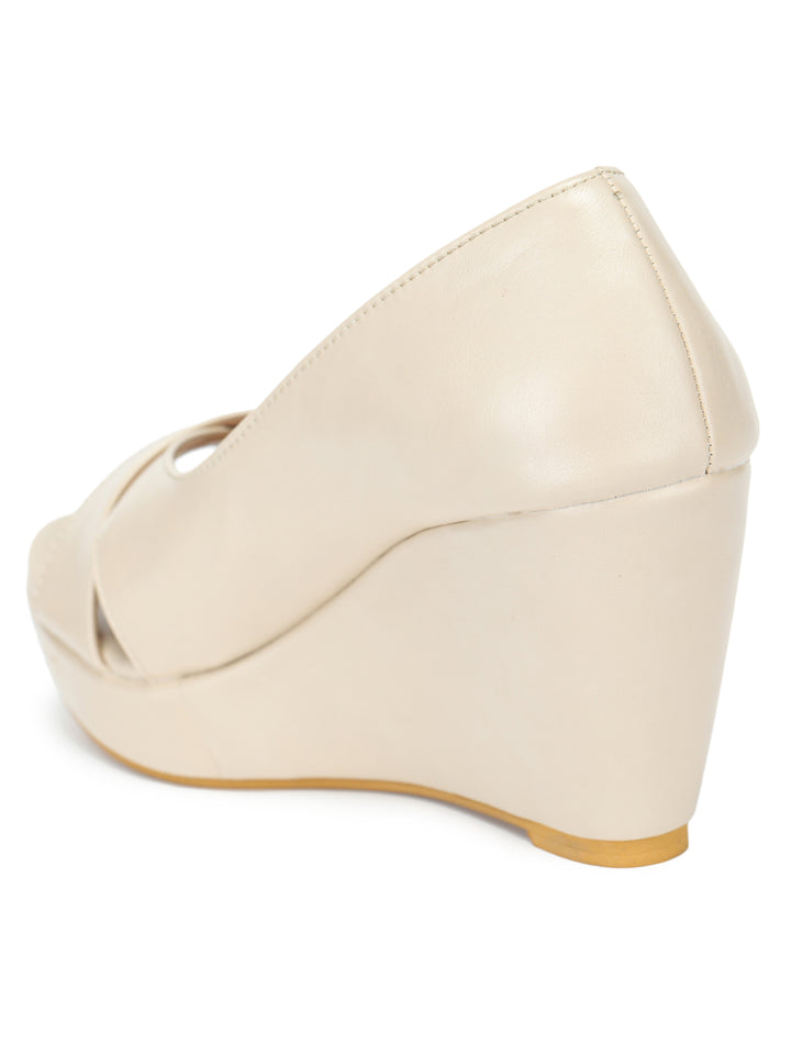 Shezone Women Cream Heels