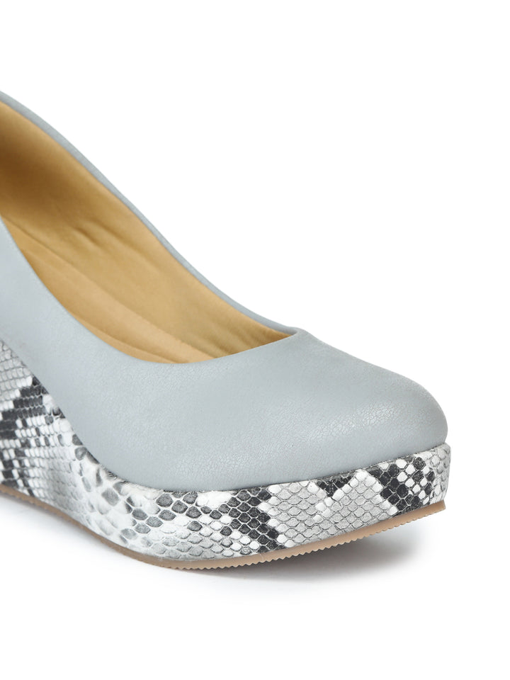 Shezone Women Grey Heels