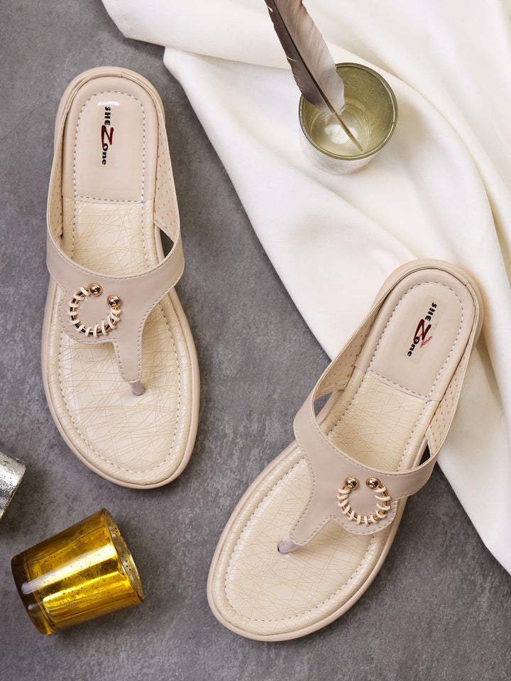 Shezone Women Cream Flats