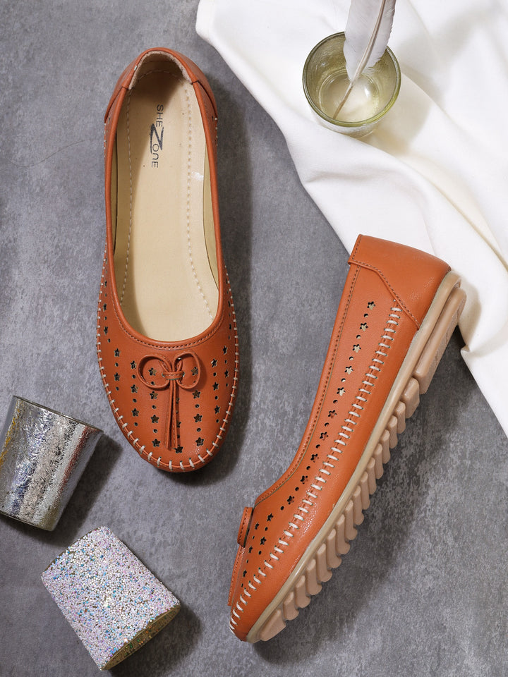 Shezone Women Tan Flats