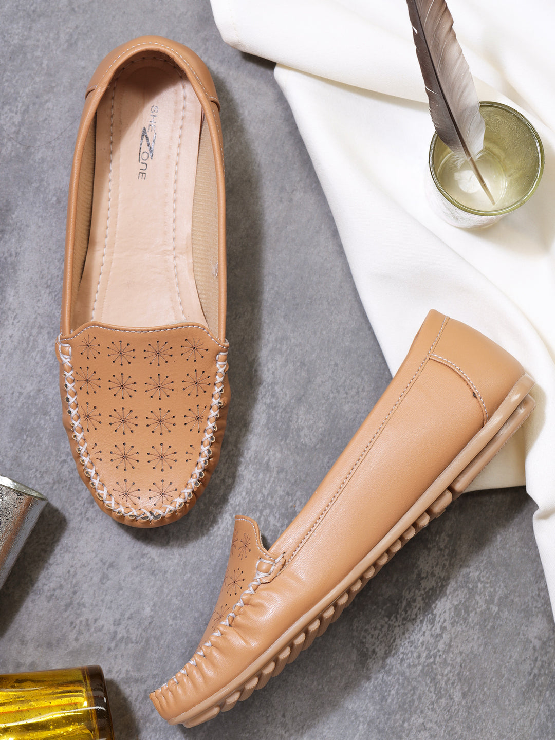 Shezone Women Beige Flats