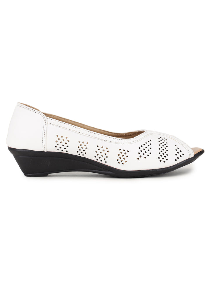 Shezone White Women Heels