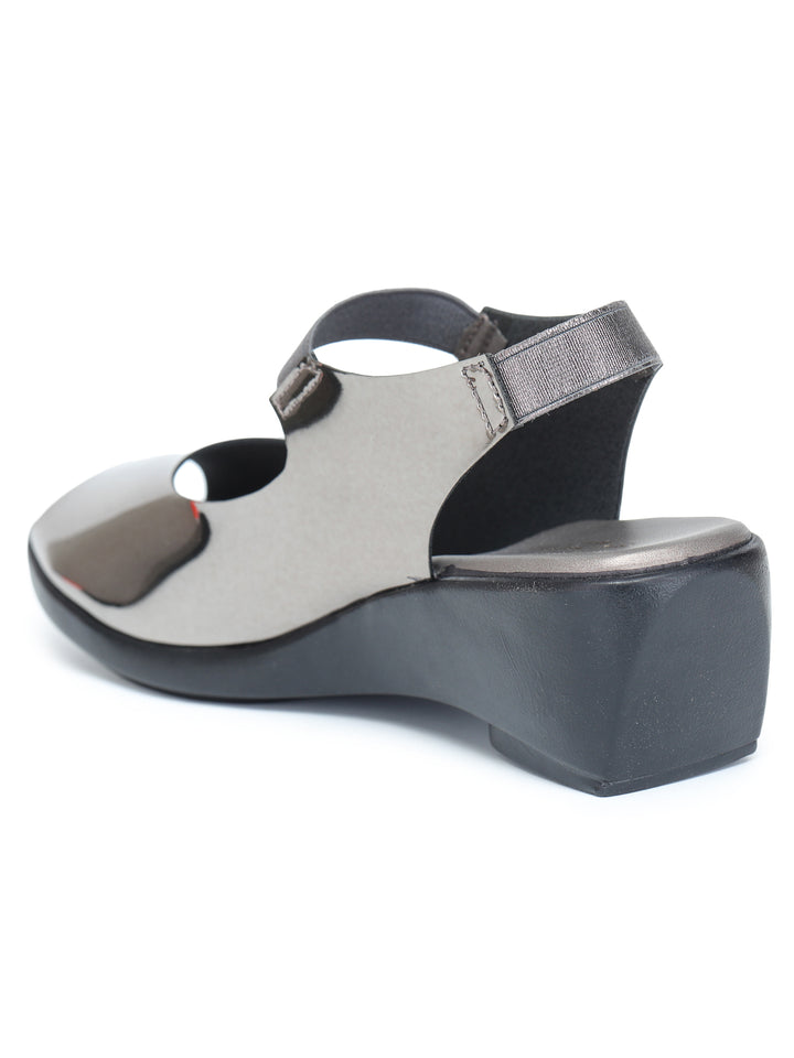 Shezone Women Grey Heels