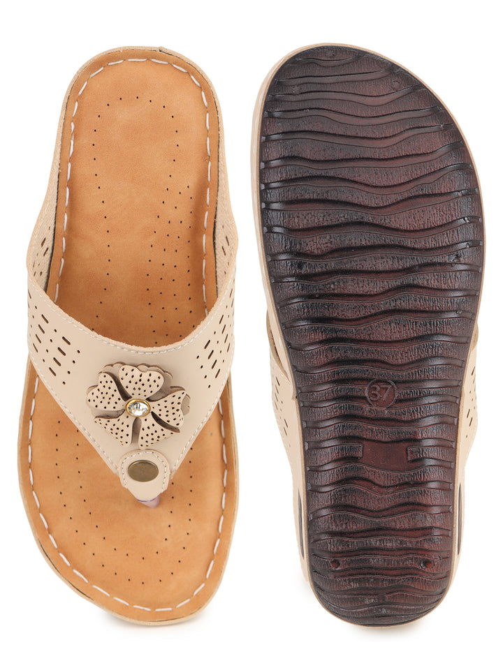 Shezone Cream Women Flats